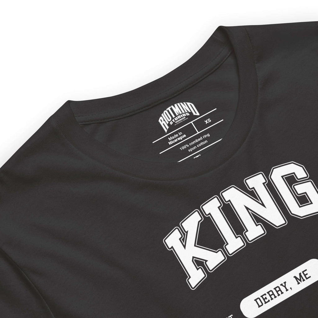 Masters Of Horror College - King Unisex T-Shirt