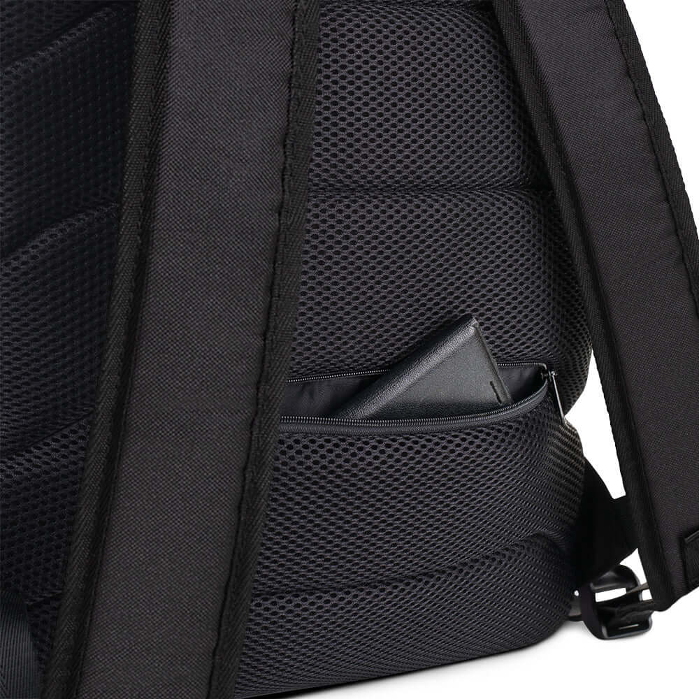 Riot_Mind_Studios_-_All_My_Guns_Backpack-1