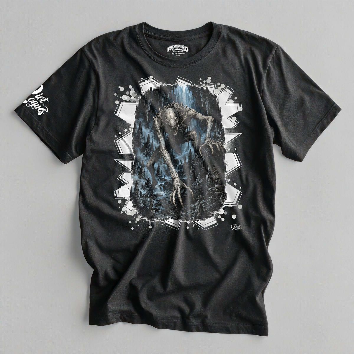Riot Rogues | No Light - Graphic Tee