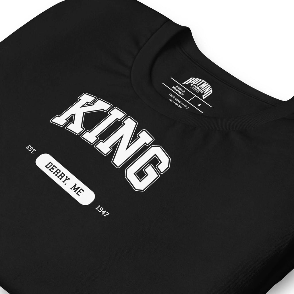 Masters Of Horror College - King Unisex T-Shirt